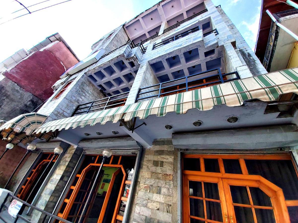 Hotel Radhe Continental Nainital Eksteriør bilde