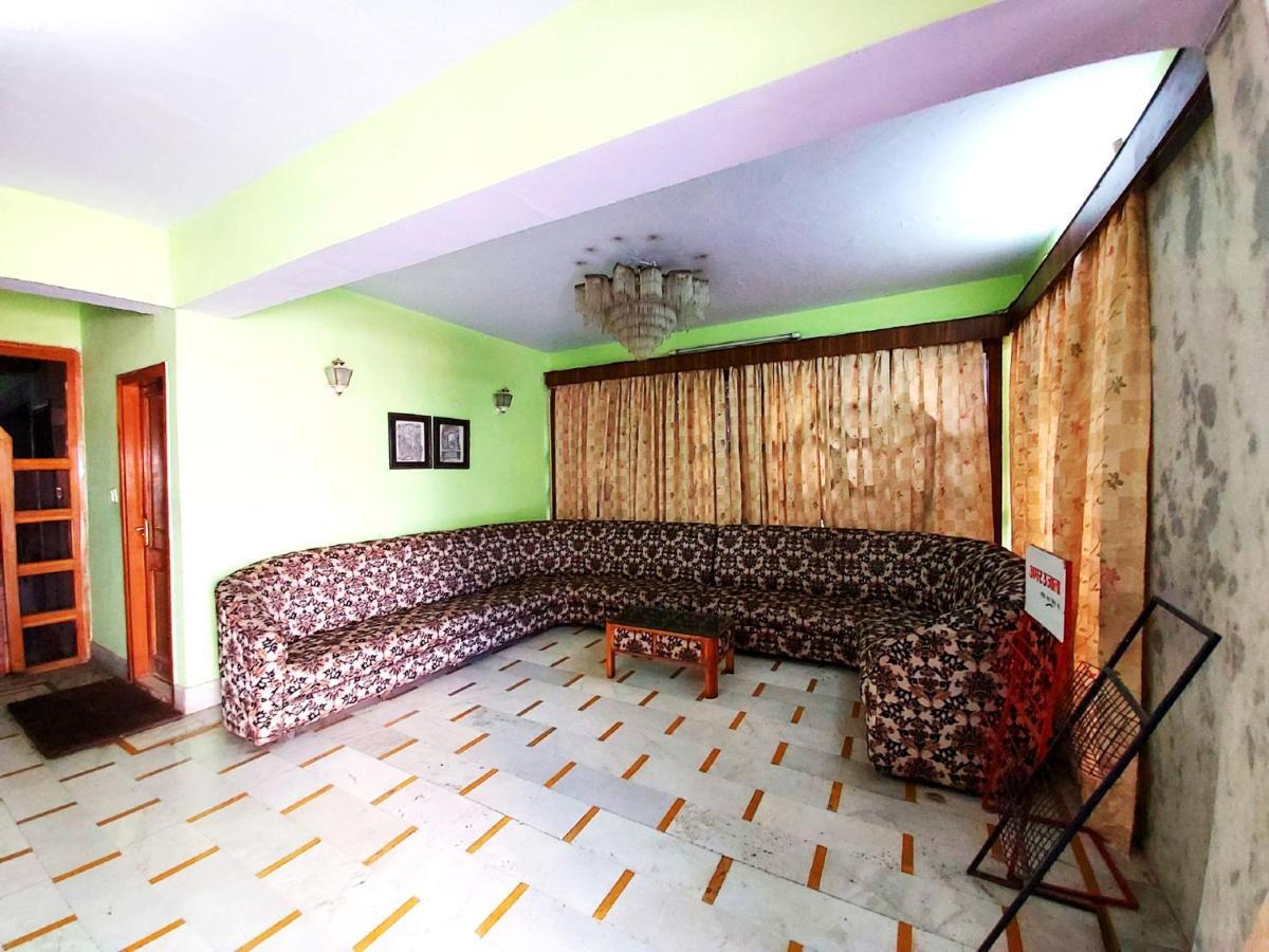 Hotel Radhe Continental Nainital Eksteriør bilde