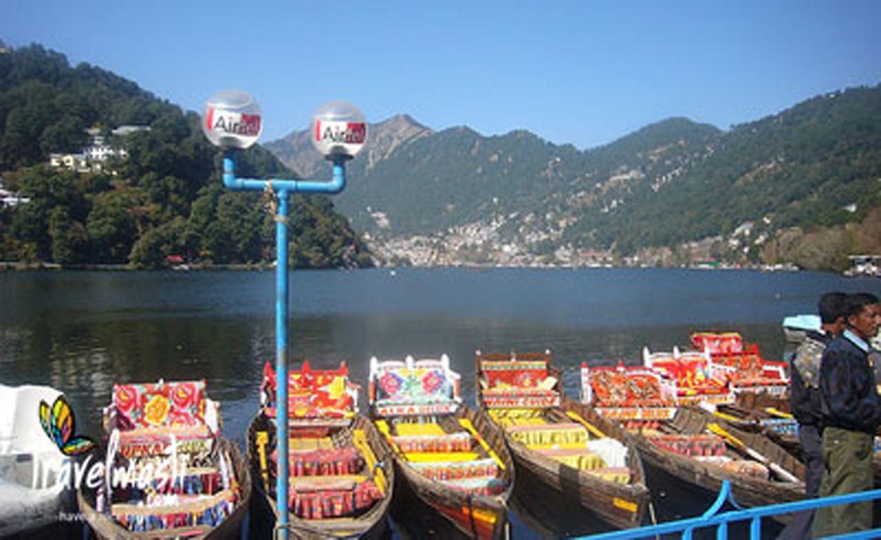 Hotel Radhe Continental Nainital Eksteriør bilde